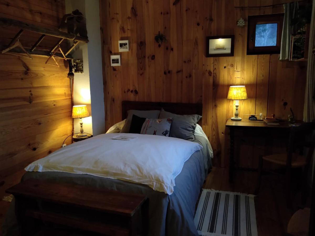 La Grande Ourse Bed & Breakfast Campan Exterior photo